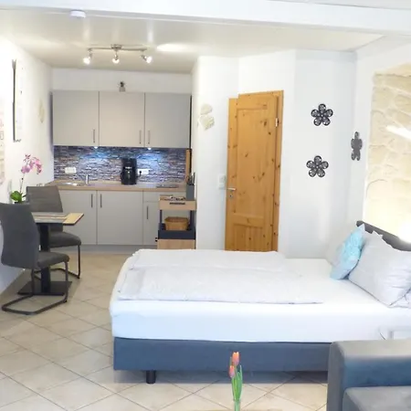 Ferienappartments Neumann Apartamento *